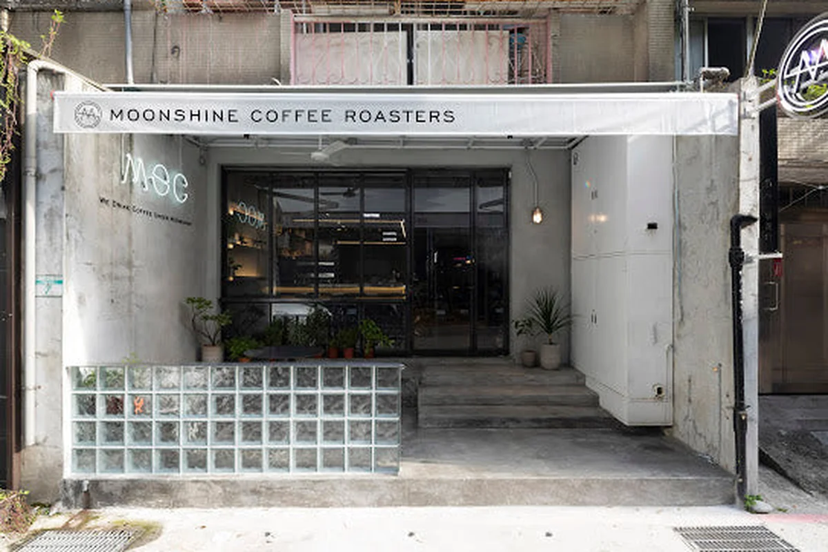 台中｜Moonshine Coffee Roasters, Taichung — 咖啡地圖